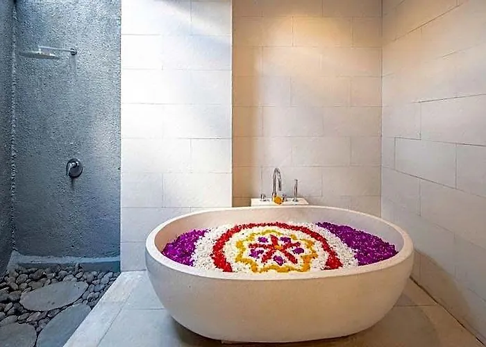 Canggu Reserve By Ini Vie Hospitality Hotel